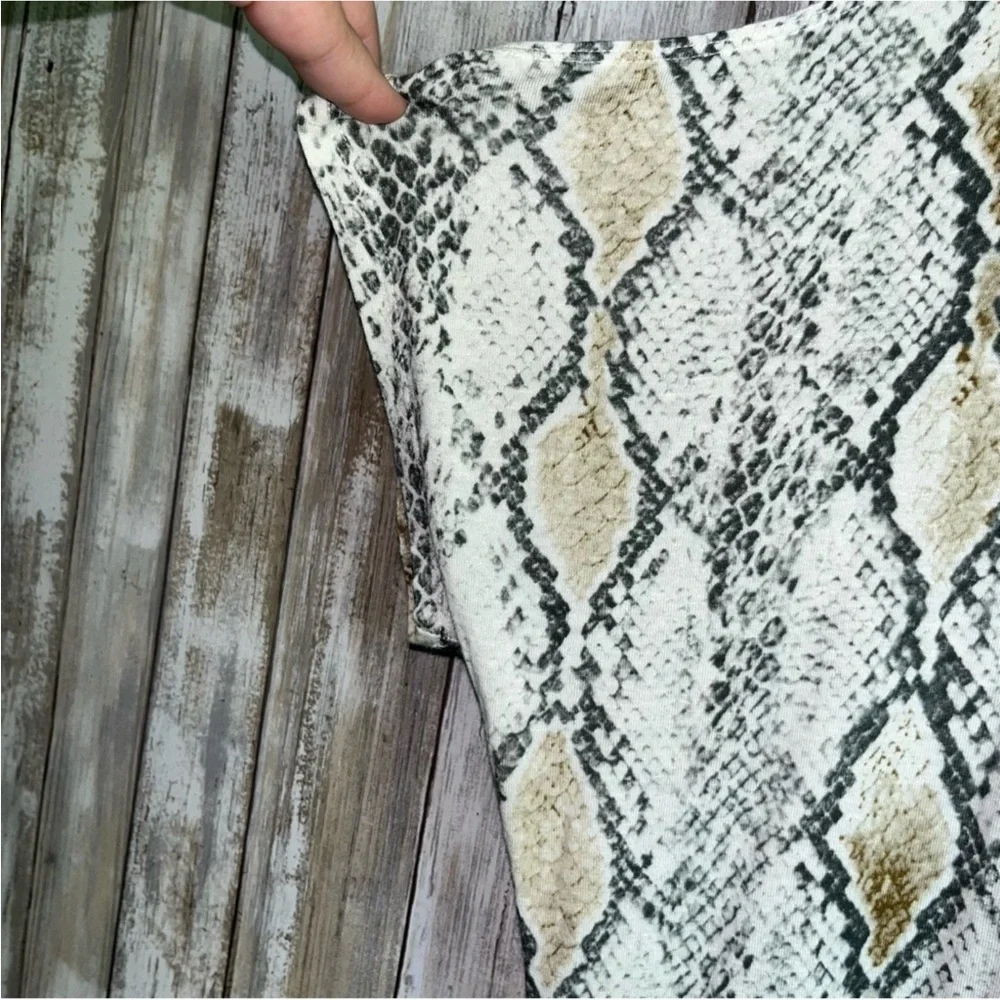 Express One Elena Snake Print Open Shoulder Blouse - Picture 3 of 6